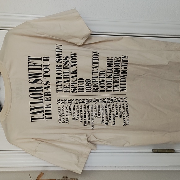 2023 Taylor Swift Eras Concert Tee - Picture 6 of 6